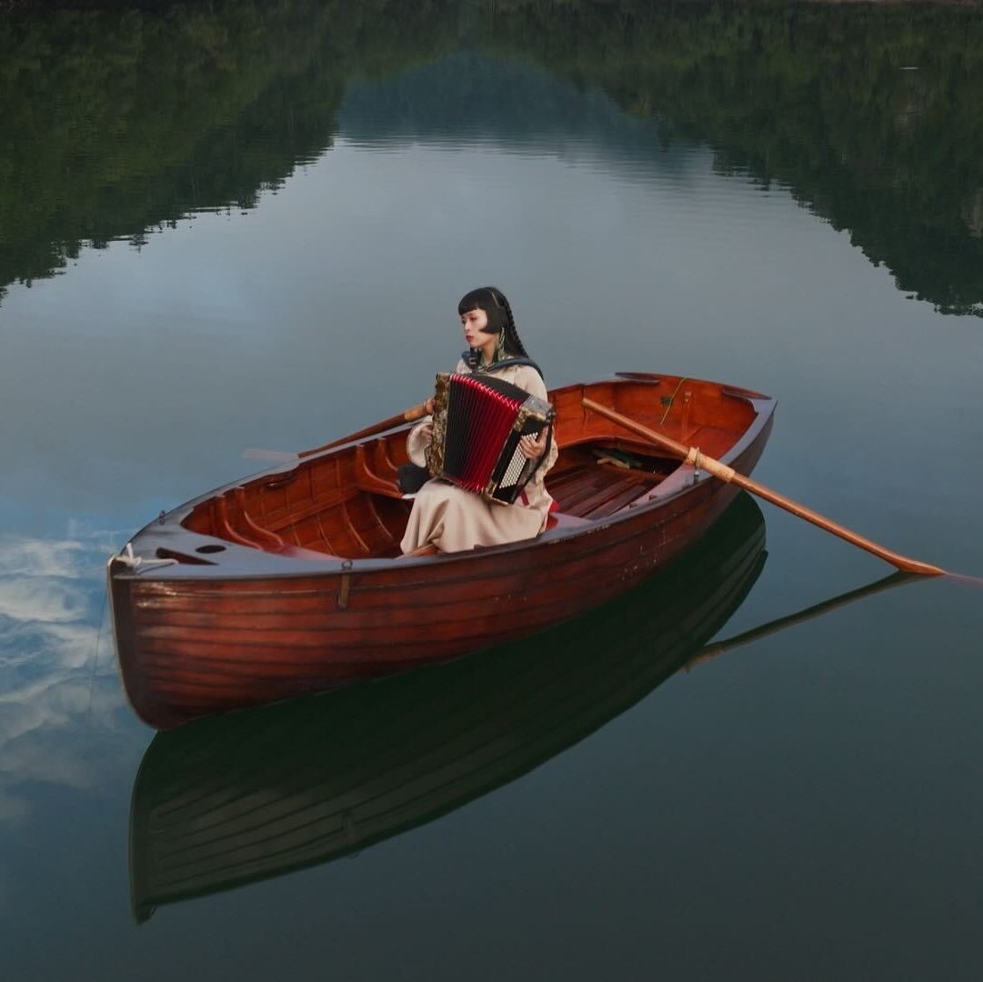 株式会社MIXI – モンスターストライク –